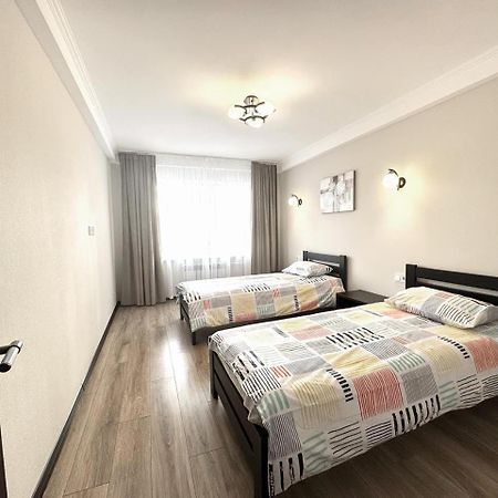 Artal Apartment On Obolonskyi Avenue 16A, 2 Bedroom Kiev Eksteriør bilde