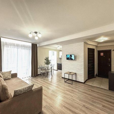 Artal Apartment On Obolonskyi Avenue 16A, 2 Bedroom Kiev Eksteriør bilde